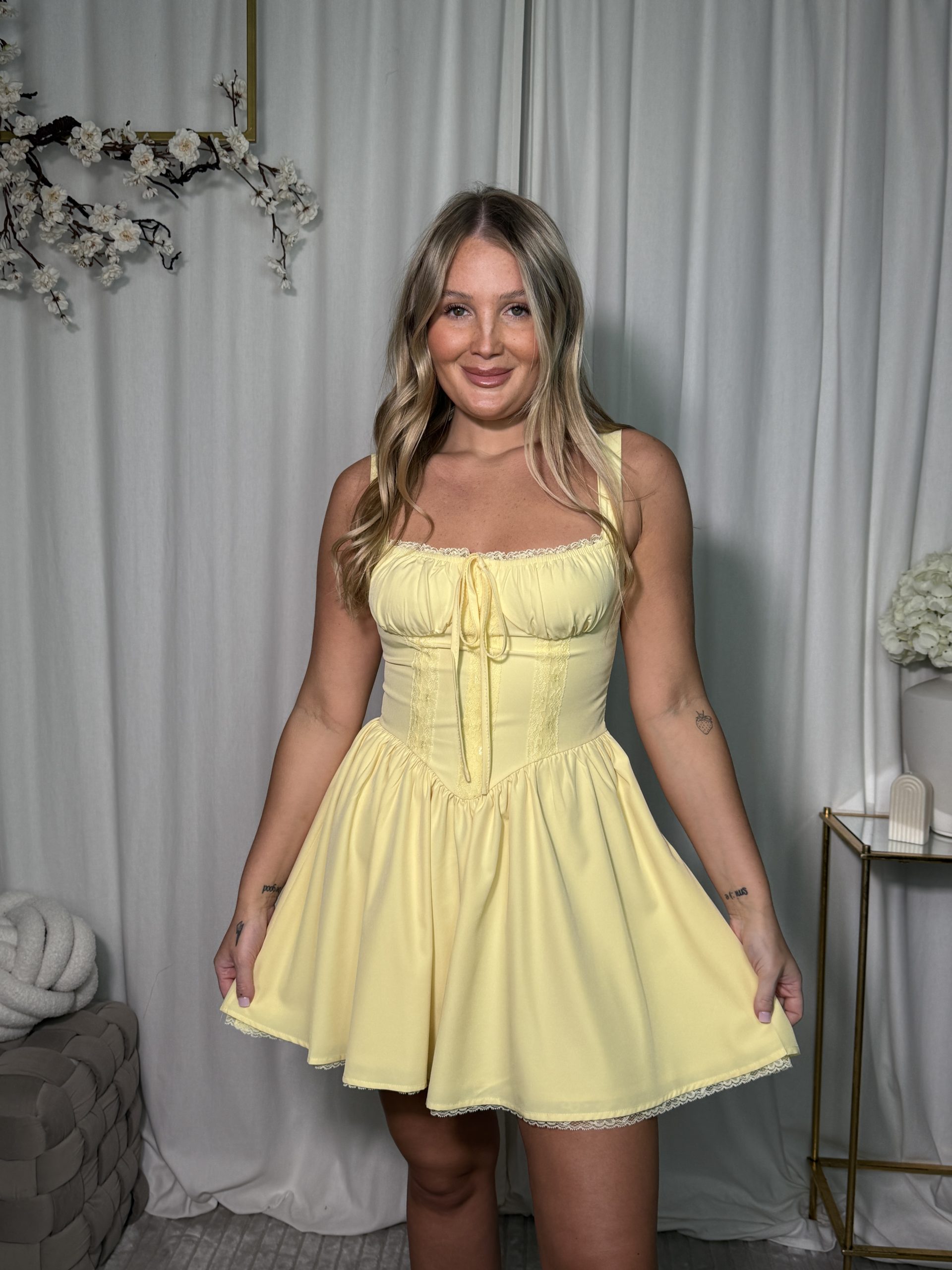 Sukienka Trini Yellow - obrazek 3