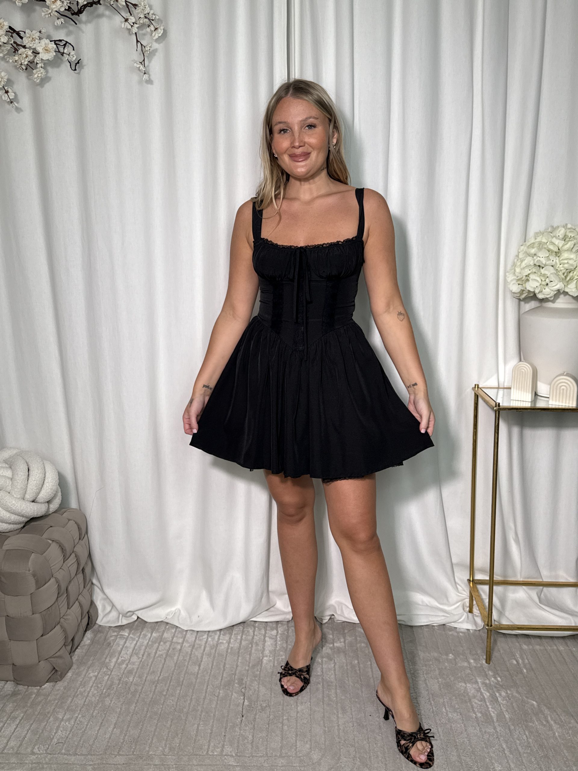 Sukienka Trini Black - obrazek 7