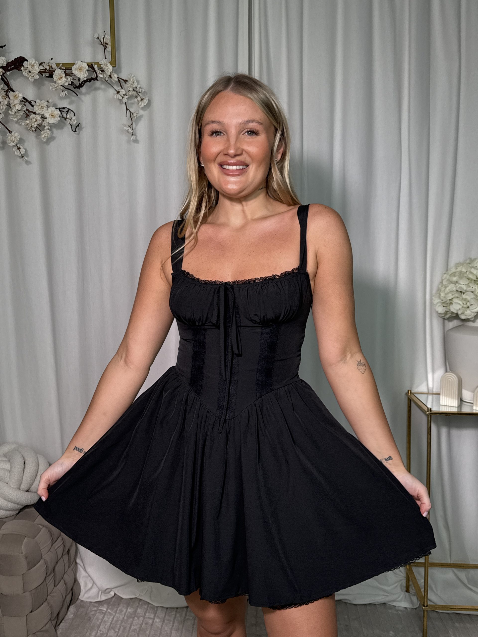 Sukienka Trini Black - obrazek 5