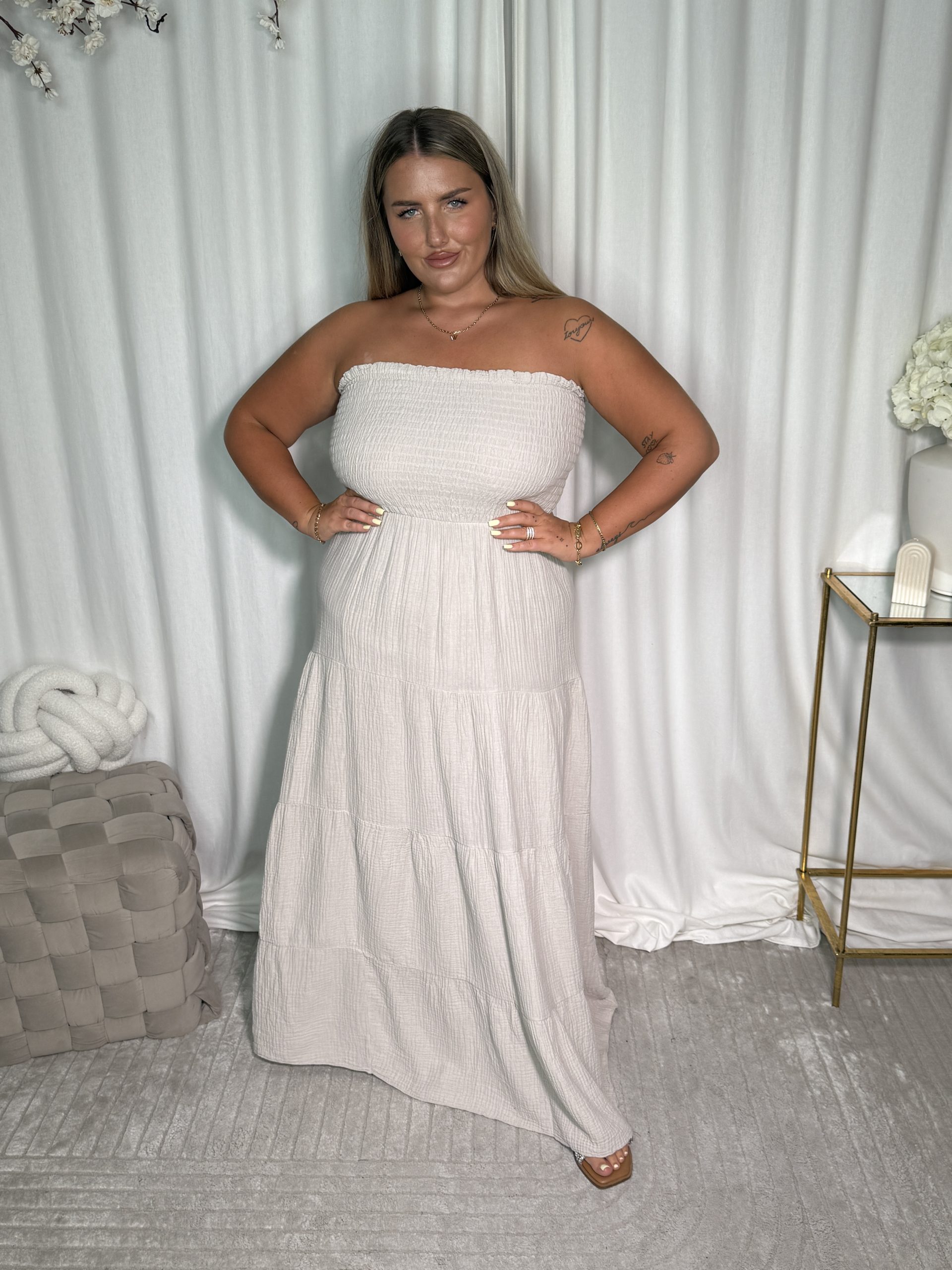 Sukienka Jamelia Beige - obrazek 2