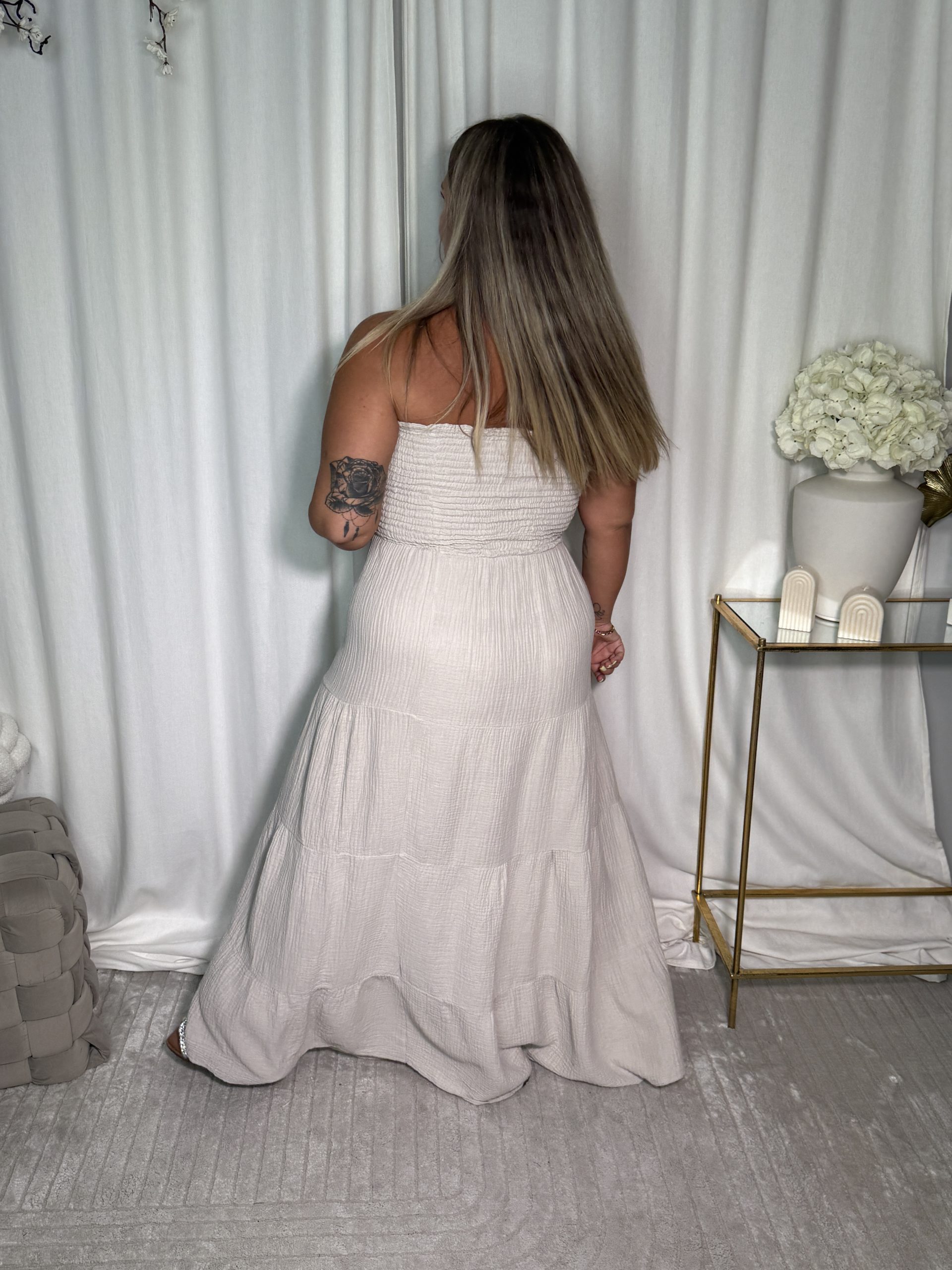 Sukienka Jamelia Beige - obrazek 3