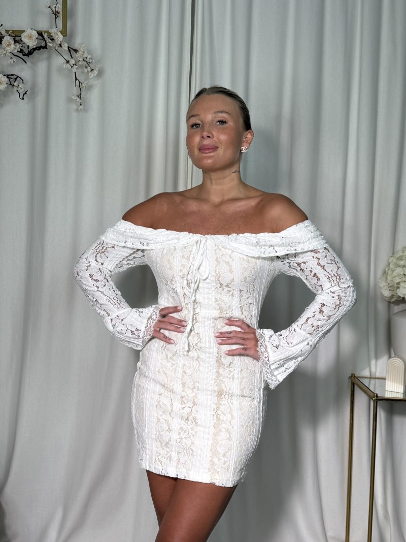 Sukienka Banusi White - obrazek 4