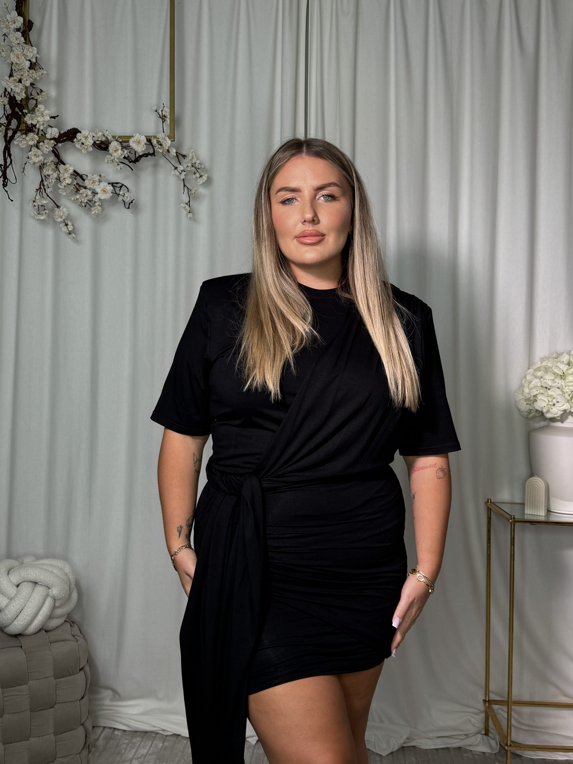 Sukienka Nefri Black - obrazek 4