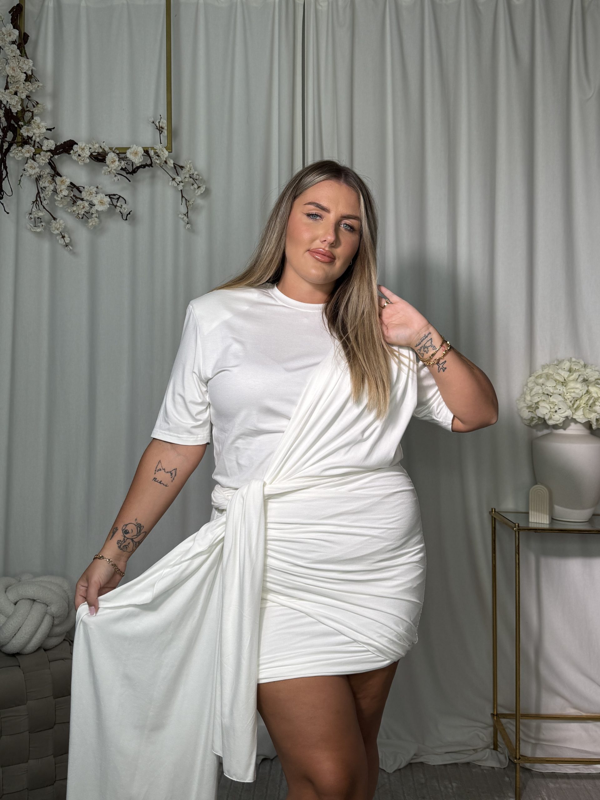 Sukienka Nefri White - obrazek 4