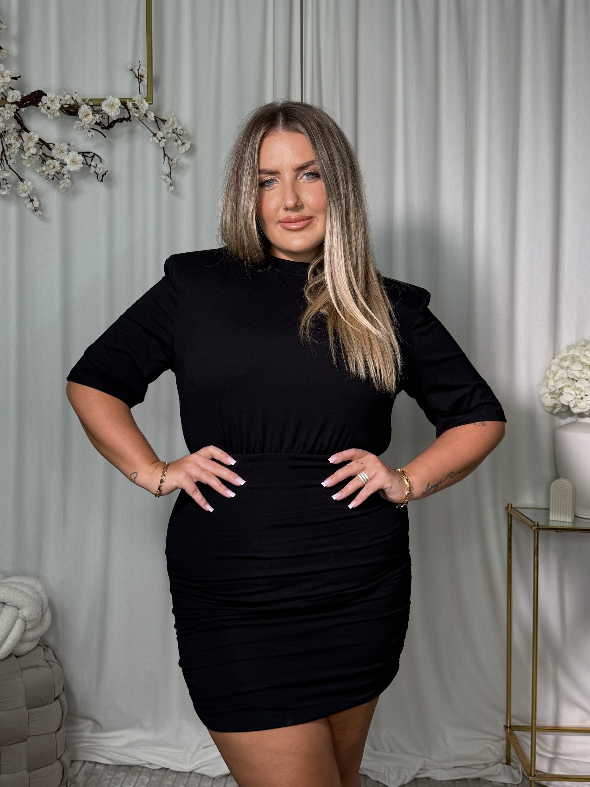 Sukienka Balbi Black - obrazek 4