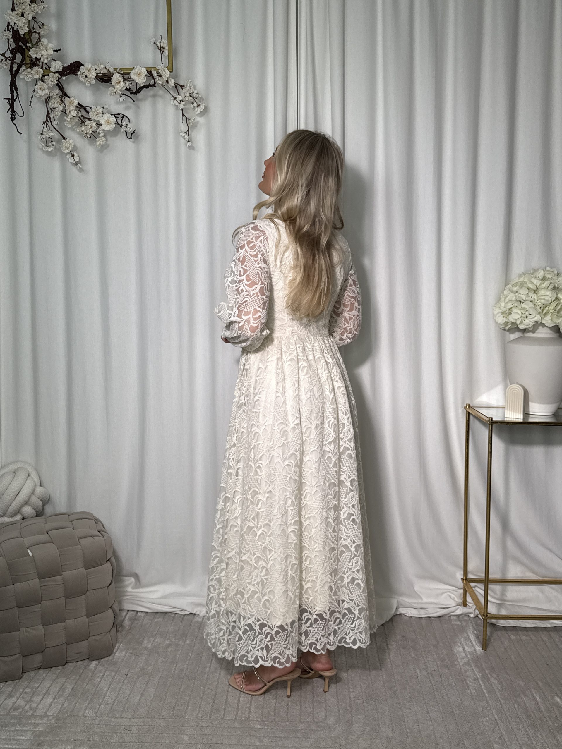 Sukienka Nensa Creme - obrazek 3