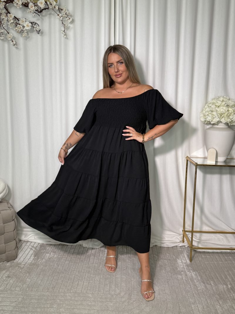 Sukienka Larosa Black