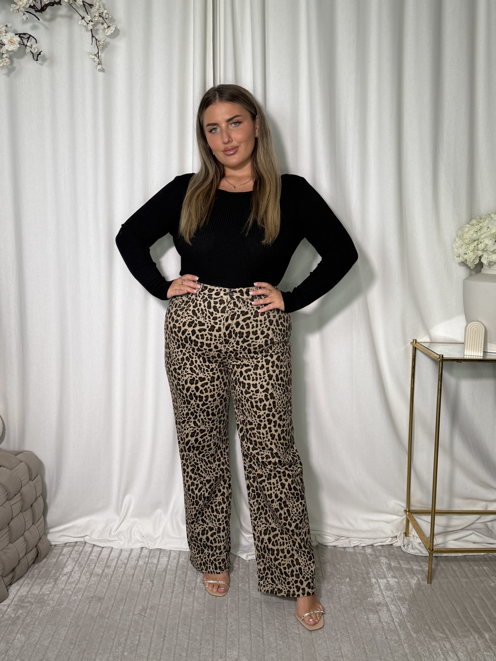 Body Naomi Black - obrazek 2