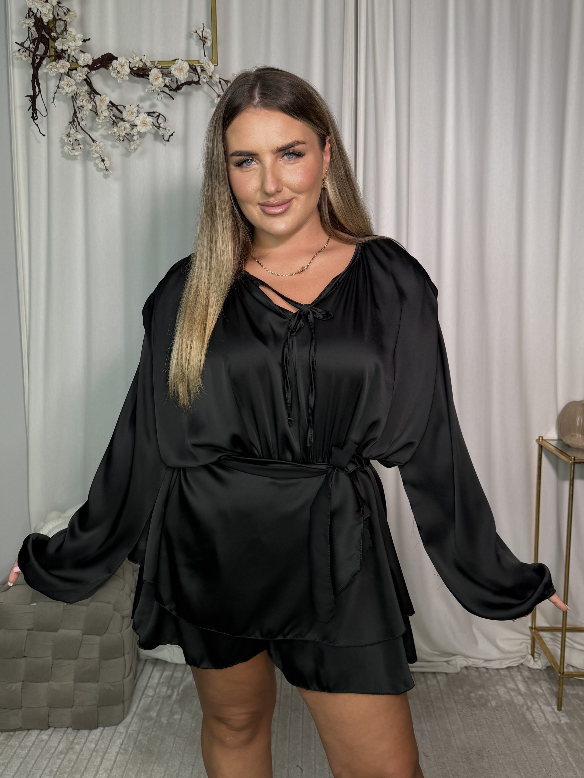 Kombinezon Tessi Black Satin - obrazek 3