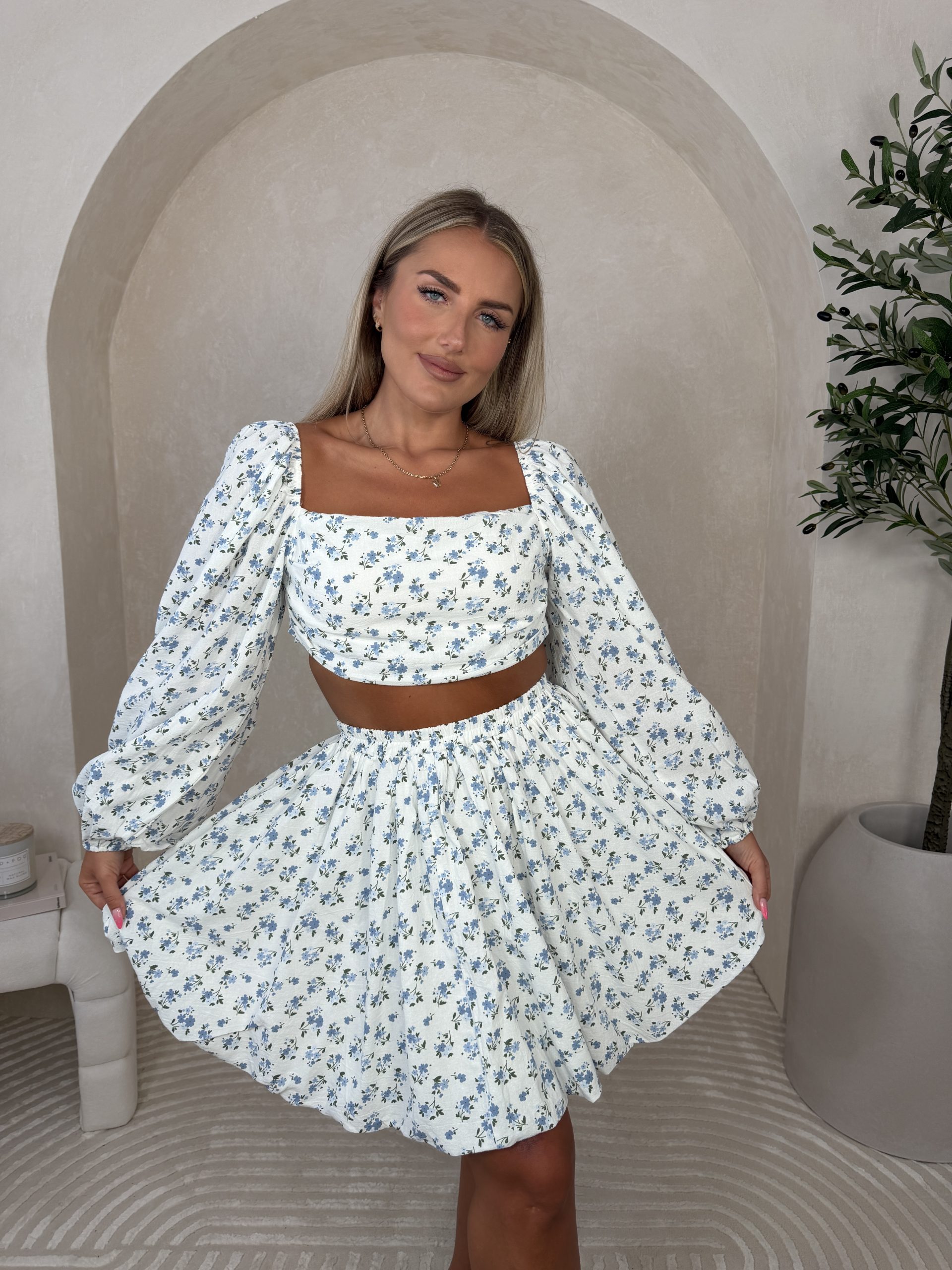 Komplet Eterna White Blue Flowers